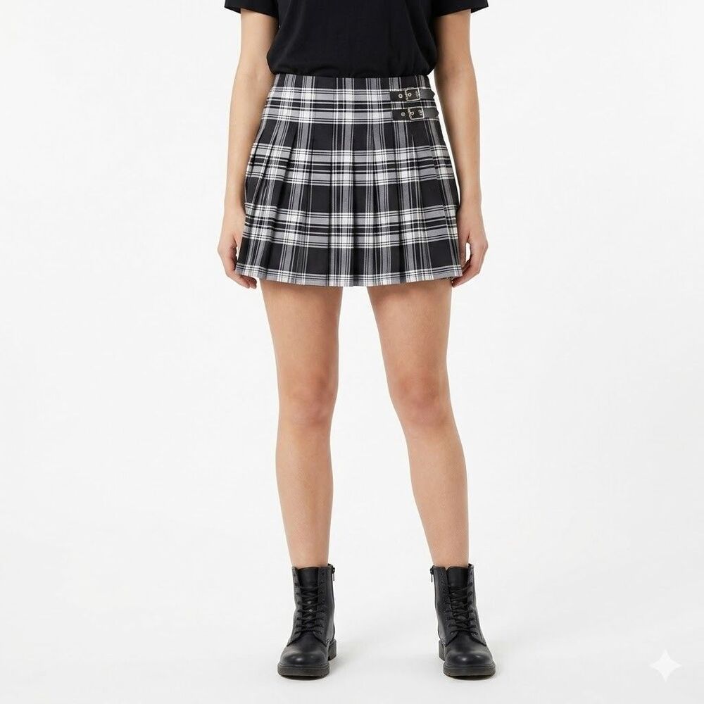 No Boundaries Mini Skirt Women's XL 15/17 Black Plaid Pleated Schoolgirl Skirt